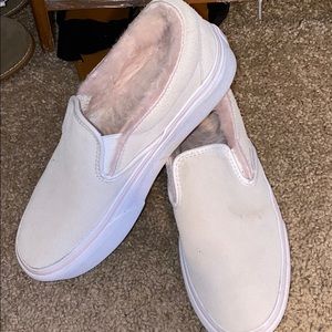 Off white fuzzy pink VANS